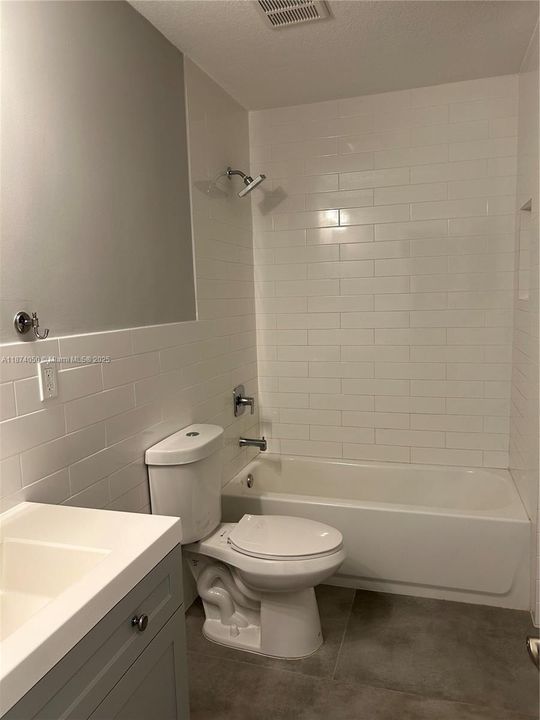 For Rent: $5,500 (4 beds, 2 baths, 2423 Square Feet)