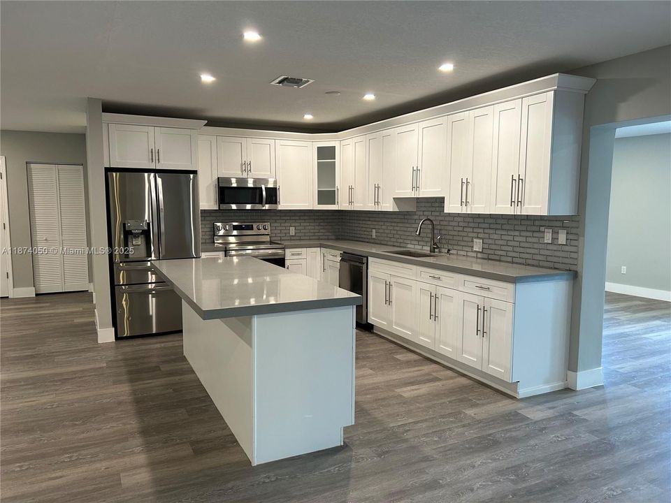 For Rent: $5,500 (4 beds, 2 baths, 2423 Square Feet)