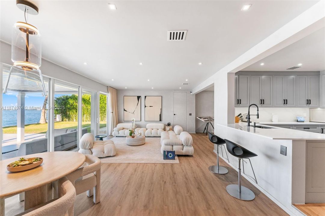 En Venta: $12,500,000 (4 camas, 4 baños, 3671 Pies cuadrados)