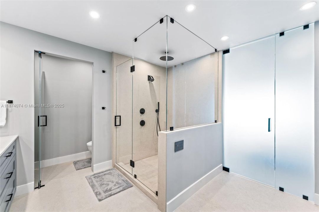 En Venta: $12,500,000 (4 camas, 4 baños, 3671 Pies cuadrados)