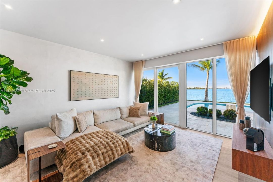 En Venta: $12,500,000 (4 camas, 4 baños, 3671 Pies cuadrados)