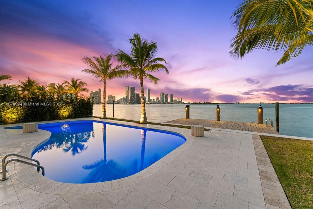 En Venta: $12,500,000 (4 camas, 4 baños, 3671 Pies cuadrados)