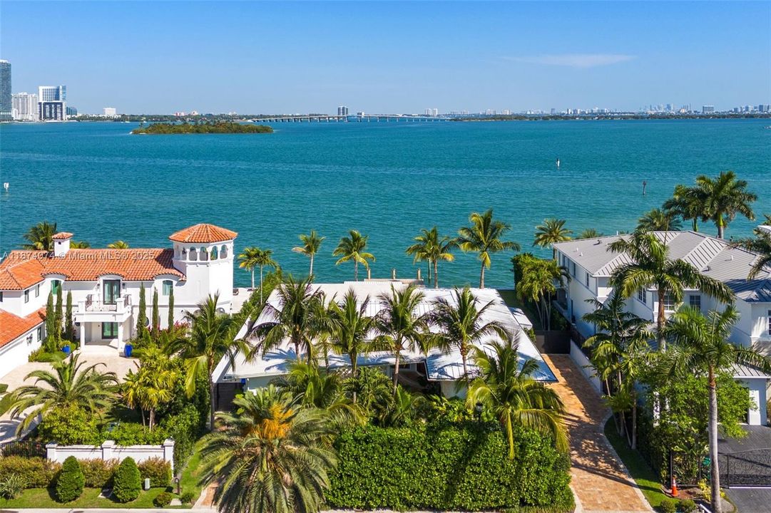 En Venta: $12,500,000 (4 camas, 4 baños, 3671 Pies cuadrados)