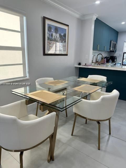 For Rent: $5,700 (2 beds, 3 baths, 0 Square Feet)