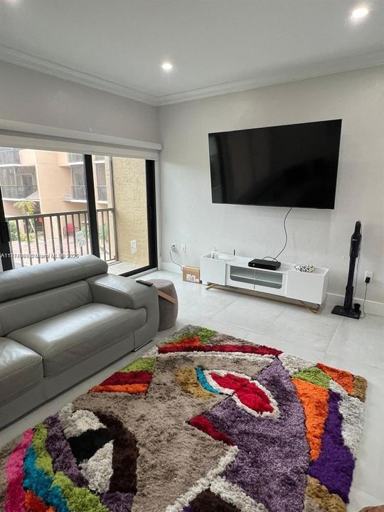 For Rent: $5,700 (2 beds, 3 baths, 0 Square Feet)