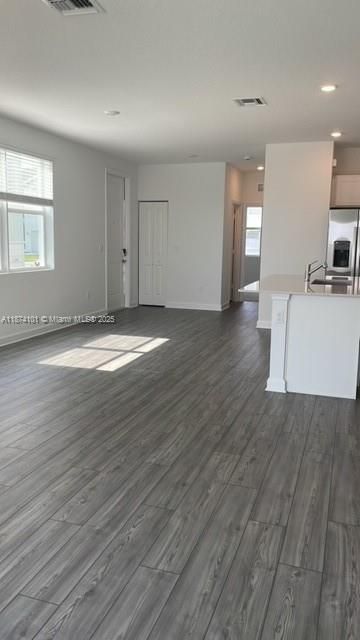 Active With Contract: $2,750 (4 beds, 2 baths, 1821 Square Feet)