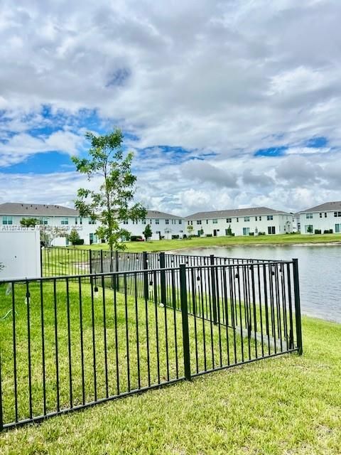 Active With Contract: $2,750 (4 beds, 2 baths, 1821 Square Feet)