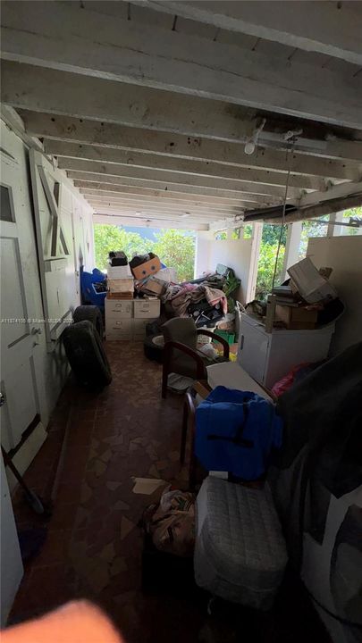 Vendido Recientemente: $450,000 (4 camas, 2 baños, 1653 Pies cuadrados)