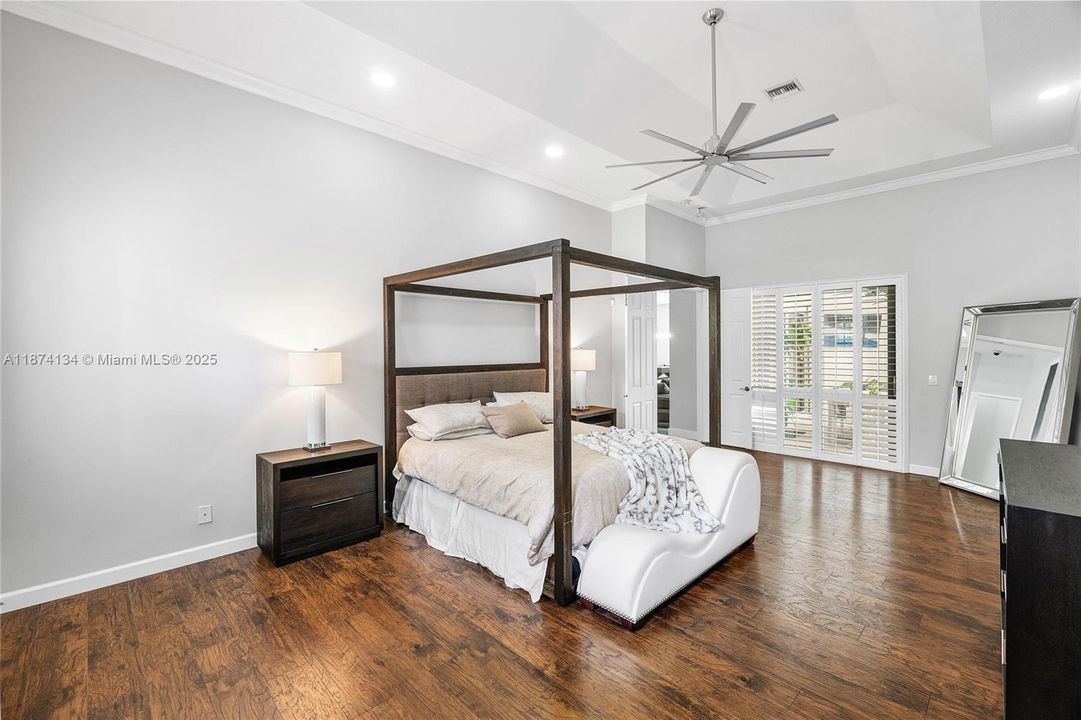 For Sale: $1,253,000 (4 beds, 2 baths, 3592 Square Feet)