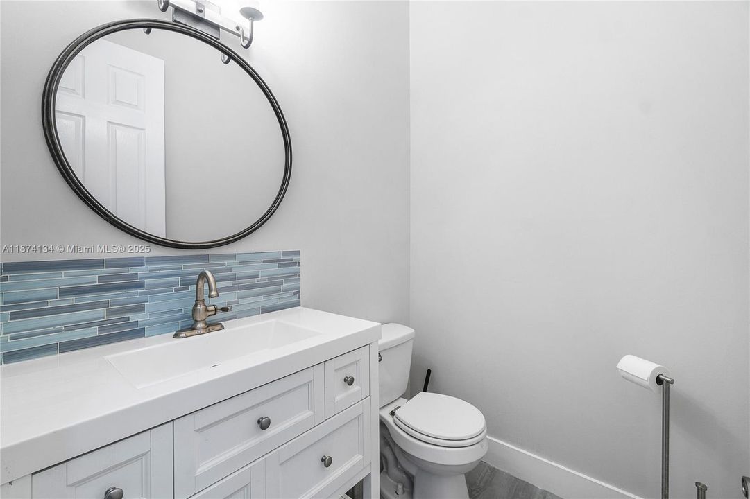 For Sale: $1,253,000 (4 beds, 2 baths, 3592 Square Feet)