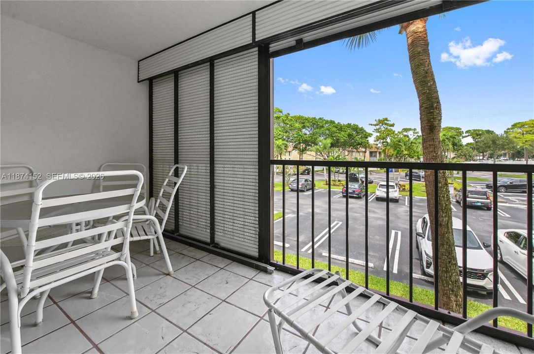 For Rent: $2,100 (2 beds, 2 baths, 1064 Square Feet)