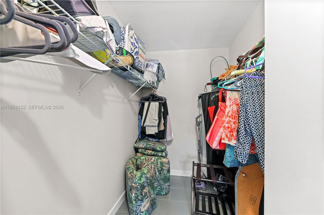 For Rent: $2,100 (2 beds, 2 baths, 1064 Square Feet)