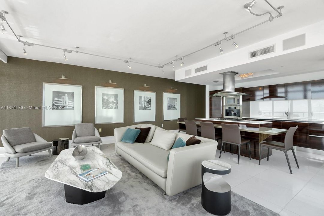 For Sale: $4,650,000 (3 beds, 2 baths, 1837 Square Feet)