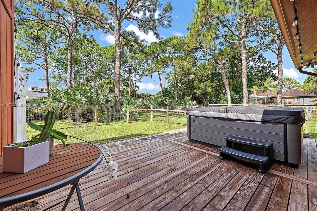 最近租的: $4,000 (3 贝兹, 2 浴室, 2000 平方英尺)