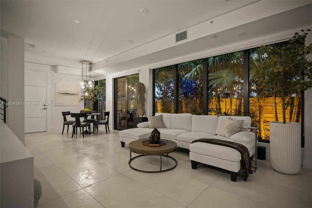 待售: $945,000 (3 贝兹, 2 浴室, 1579 平方英尺)