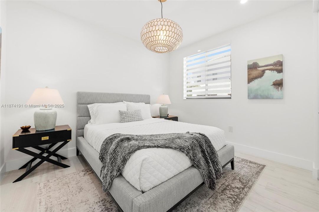 待售: $945,000 (3 贝兹, 2 浴室, 1579 平方英尺)