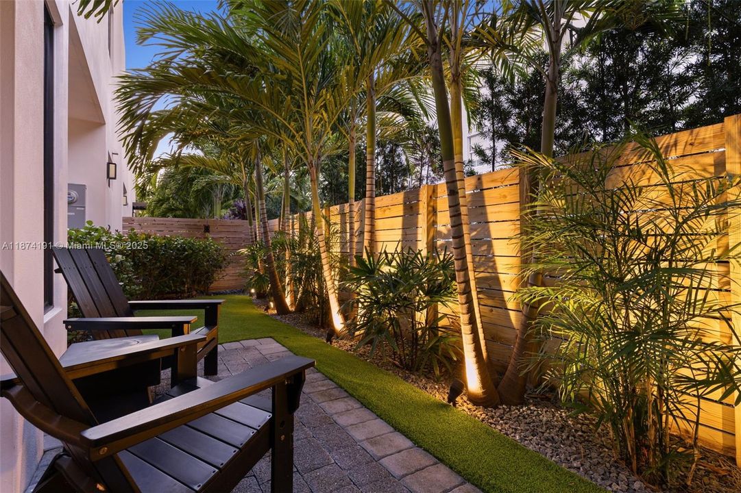 待售: $945,000 (3 贝兹, 2 浴室, 1579 平方英尺)