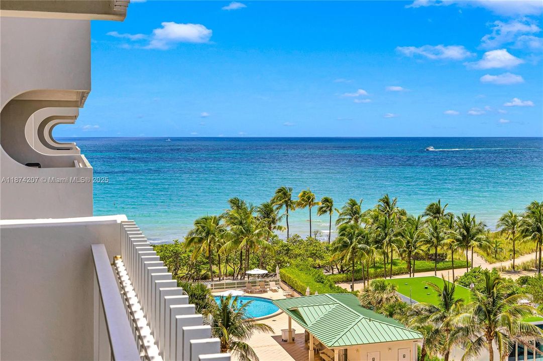 На продажу: $2,095,000 (3 спален, 2 ванн, 1735 Квадратных фут)