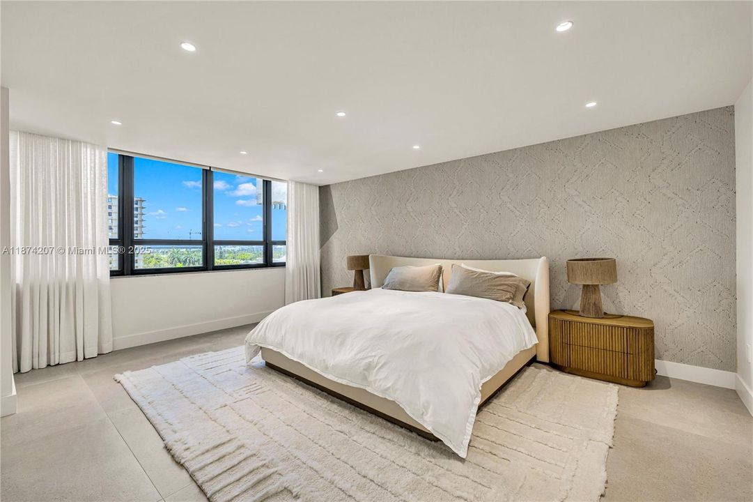 На продажу: $2,095,000 (3 спален, 2 ванн, 1735 Квадратных фут)