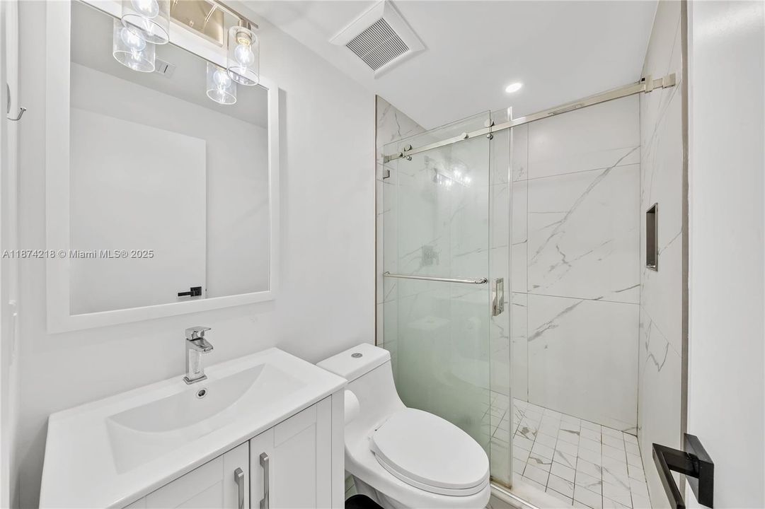 Недавно арендовано: $3,895 (3 спален, 2 ванн, 2330 Квадратных фут)