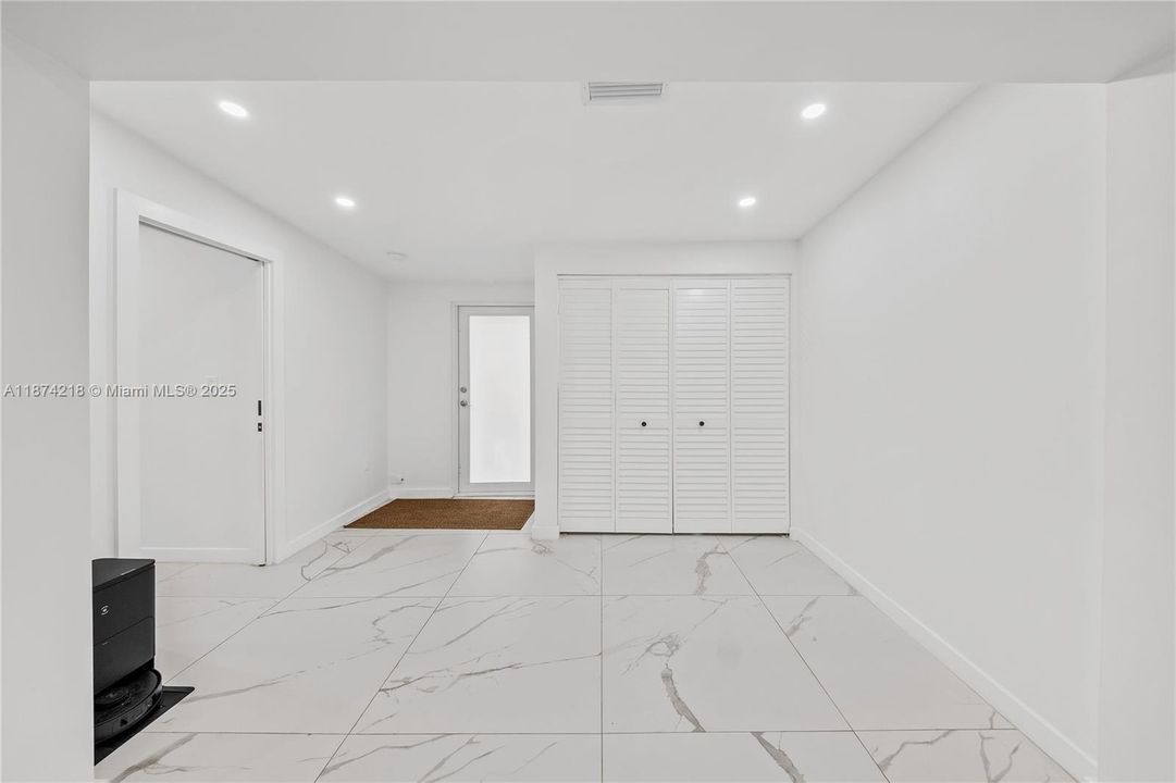 Недавно арендовано: $3,895 (3 спален, 2 ванн, 2330 Квадратных фут)