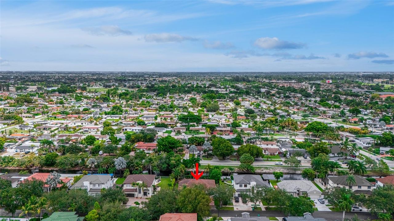 待售: $999,999 (4 贝兹, 2 浴室, 2131 平方英尺)