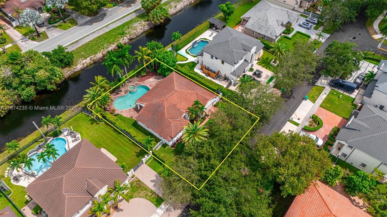 待售: $999,999 (4 贝兹, 2 浴室, 2131 平方英尺)