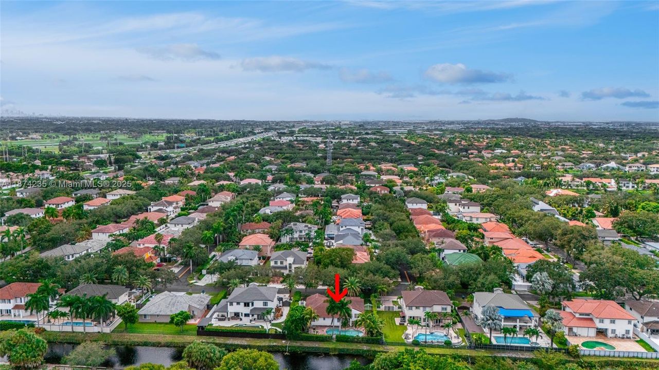 待售: $999,999 (4 贝兹, 2 浴室, 2131 平方英尺)