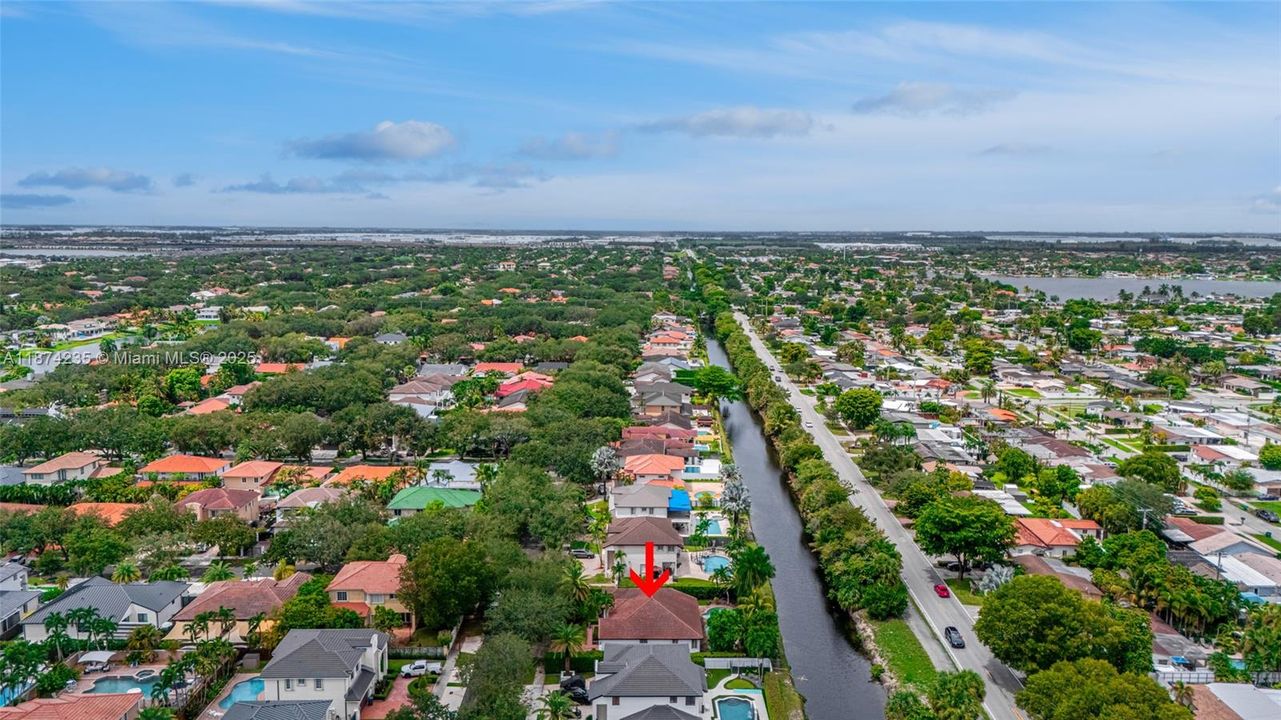 待售: $999,999 (4 贝兹, 2 浴室, 2131 平方英尺)