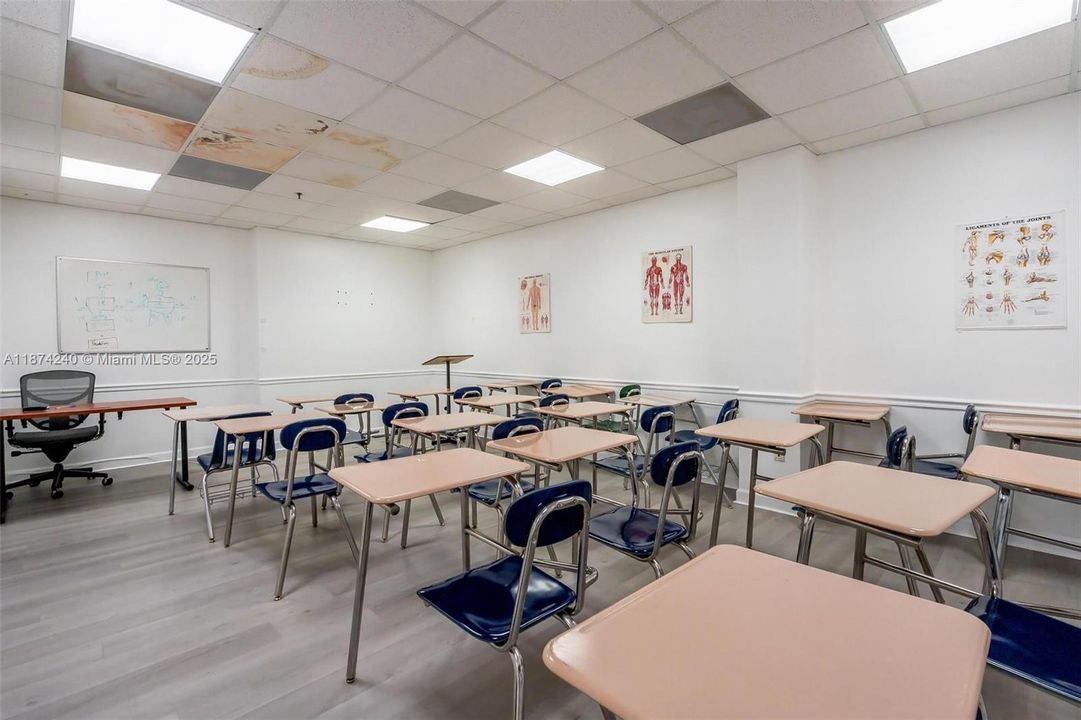 В аренду: $35 (0 спален, 0 ванн, 0 Квадратных фут)