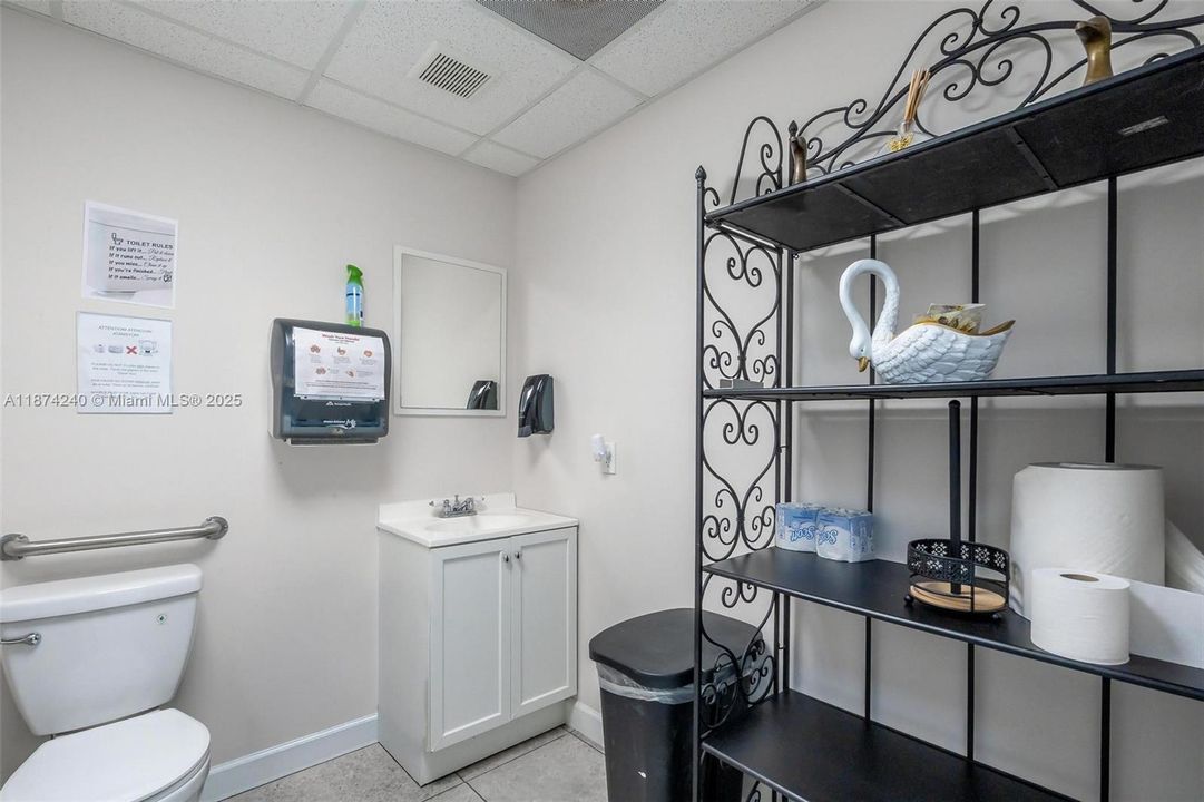 В аренду: $35 (0 спален, 0 ванн, 0 Квадратных фут)