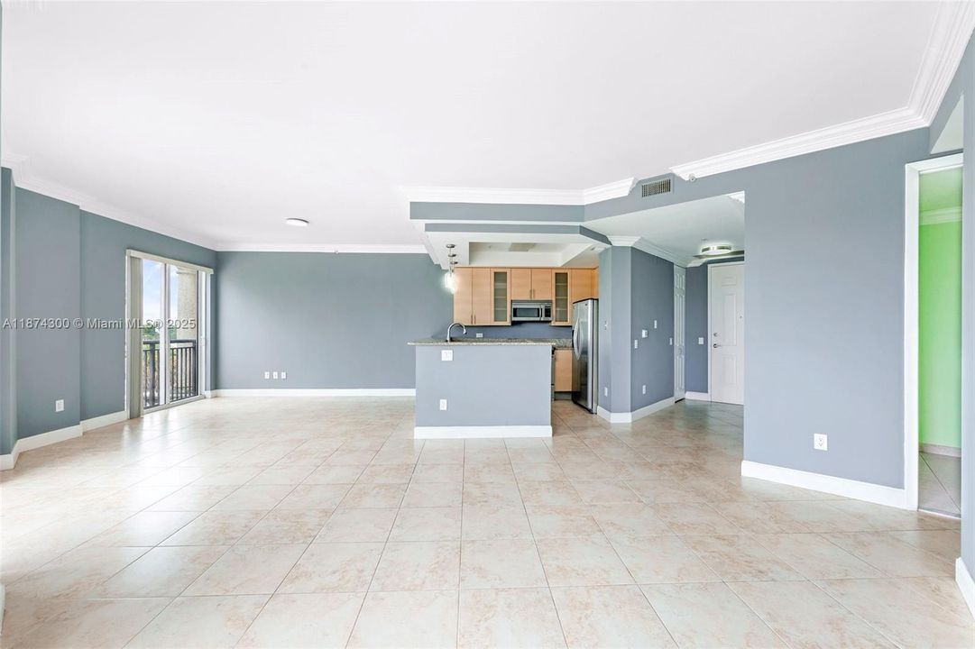 En Venta: $350,000 (1 camas, 1 baños, 1049 Pies cuadrados)