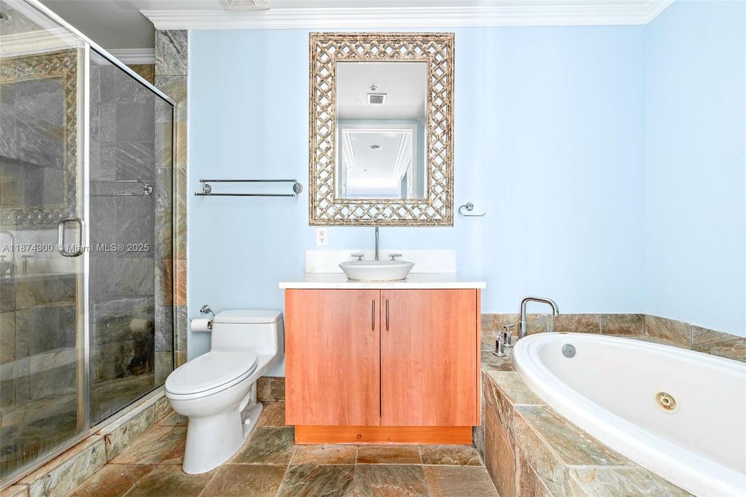 En Venta: $350,000 (1 camas, 1 baños, 1049 Pies cuadrados)