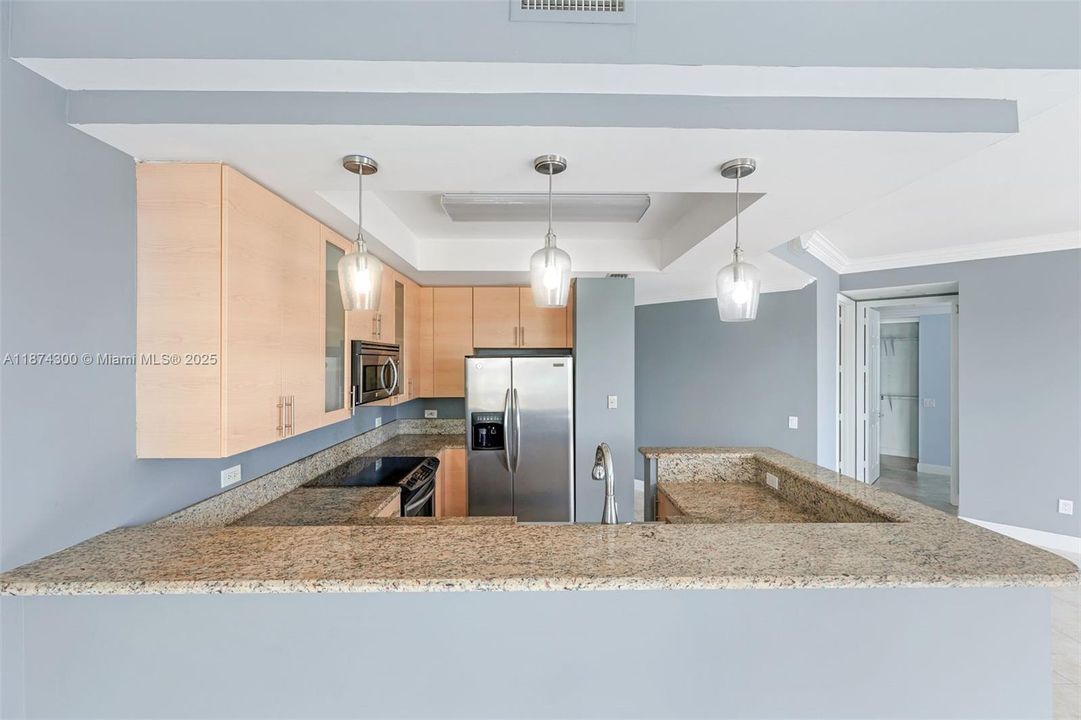 En Venta: $350,000 (1 camas, 1 baños, 1049 Pies cuadrados)