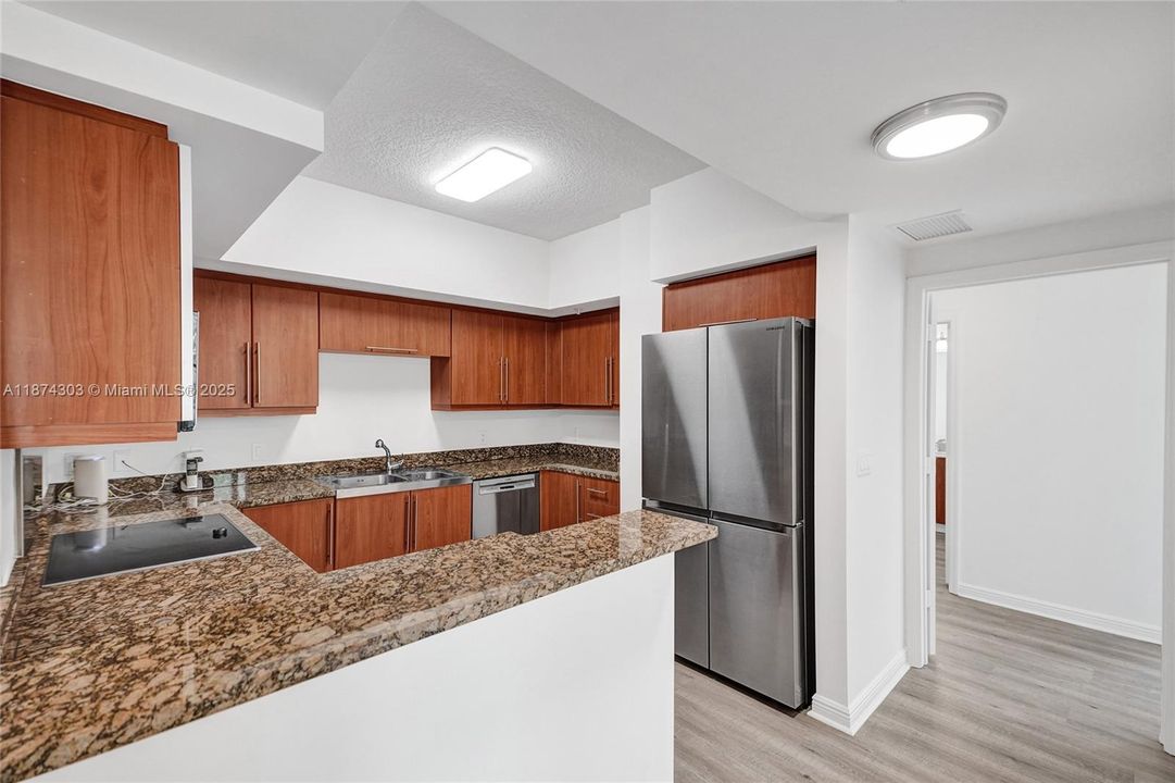 For Sale: $675,000 (3 beds, 2 baths, 1351 Square Feet)