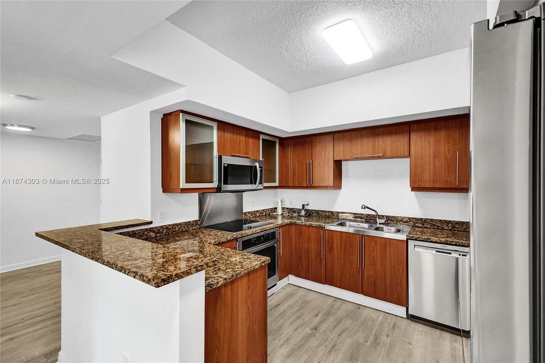 For Sale: $675,000 (3 beds, 2 baths, 1351 Square Feet)