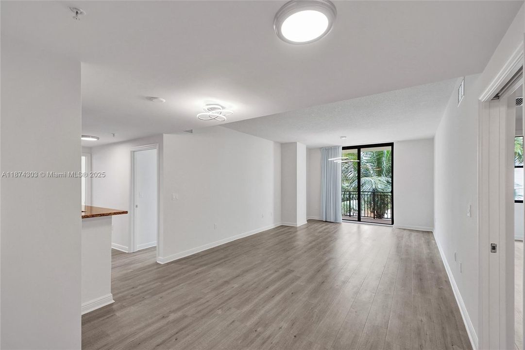 For Sale: $675,000 (3 beds, 2 baths, 1351 Square Feet)