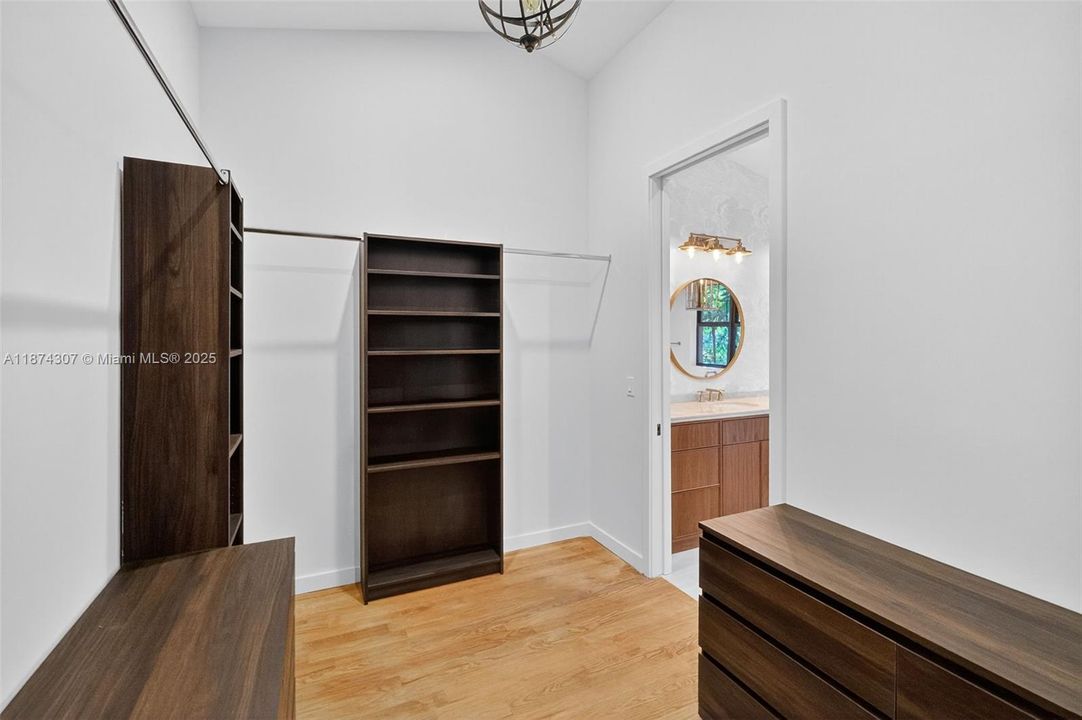 En Venta: $4,900,000 (4 camas, 4 baños, 3988 Pies cuadrados)