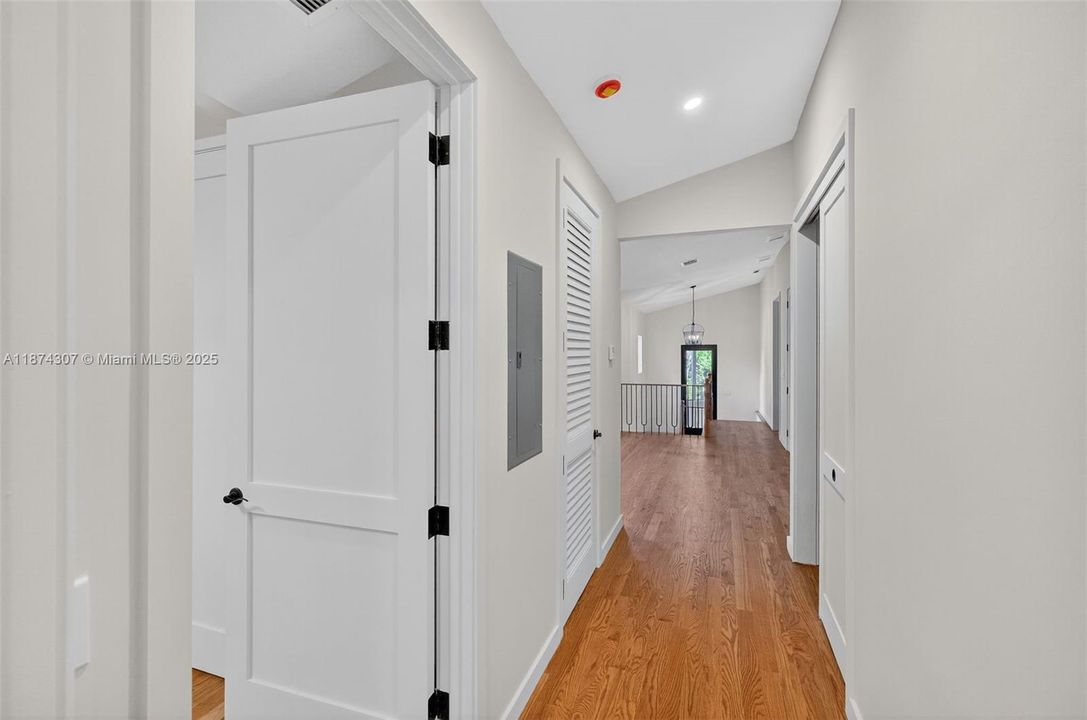 En Venta: $4,900,000 (4 camas, 4 baños, 3988 Pies cuadrados)