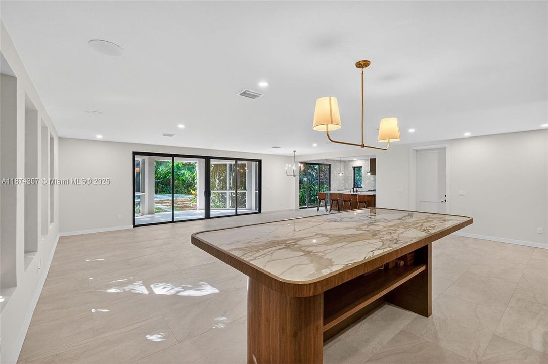 En Venta: $4,900,000 (4 camas, 4 baños, 3988 Pies cuadrados)