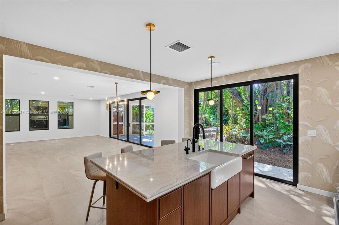 En Venta: $4,900,000 (4 camas, 4 baños, 3988 Pies cuadrados)