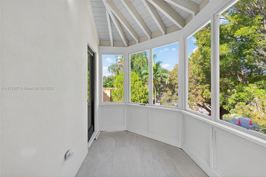 En Venta: $4,900,000 (4 camas, 4 baños, 3988 Pies cuadrados)