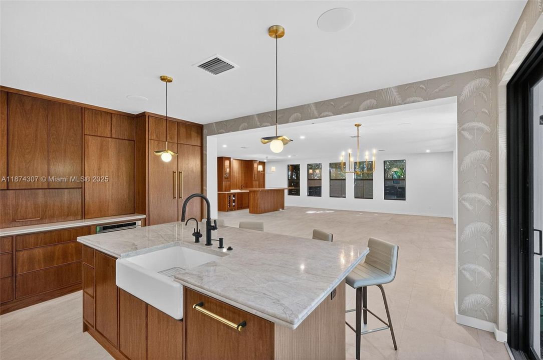 En Venta: $4,900,000 (4 camas, 4 baños, 3988 Pies cuadrados)