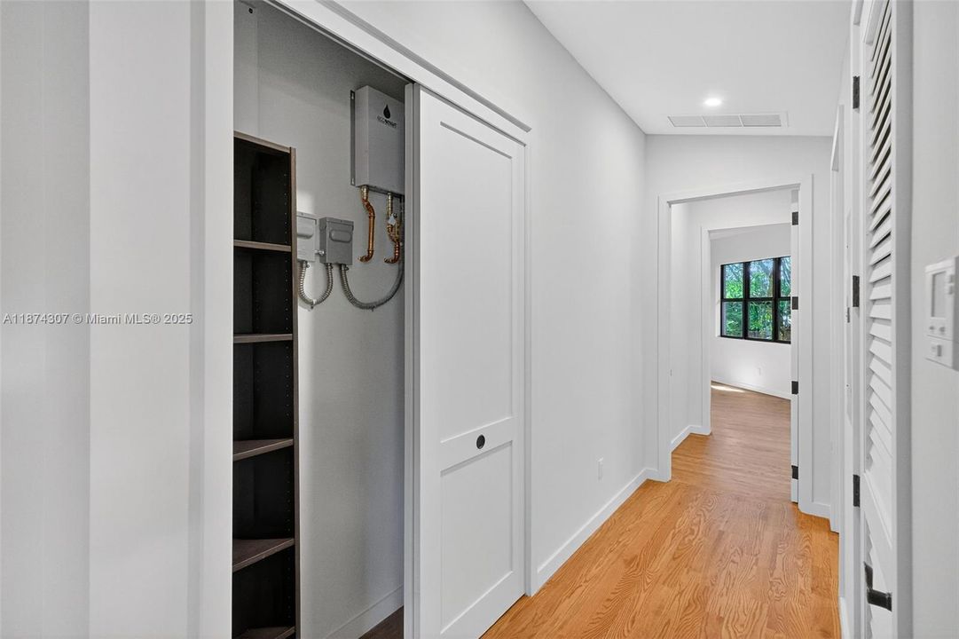 En Venta: $4,900,000 (4 camas, 4 baños, 3988 Pies cuadrados)