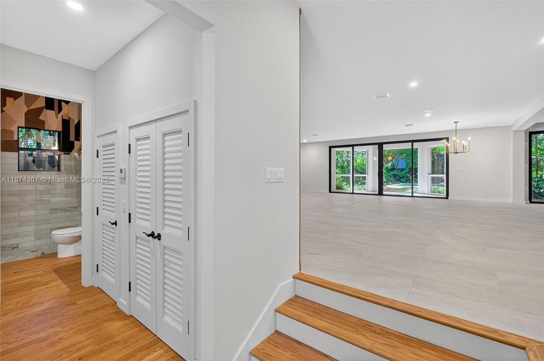 En Venta: $4,900,000 (4 camas, 4 baños, 3988 Pies cuadrados)