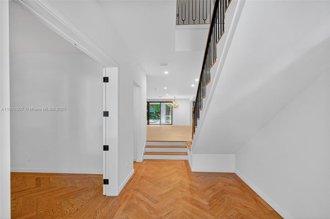 En Venta: $4,900,000 (4 camas, 4 baños, 3988 Pies cuadrados)