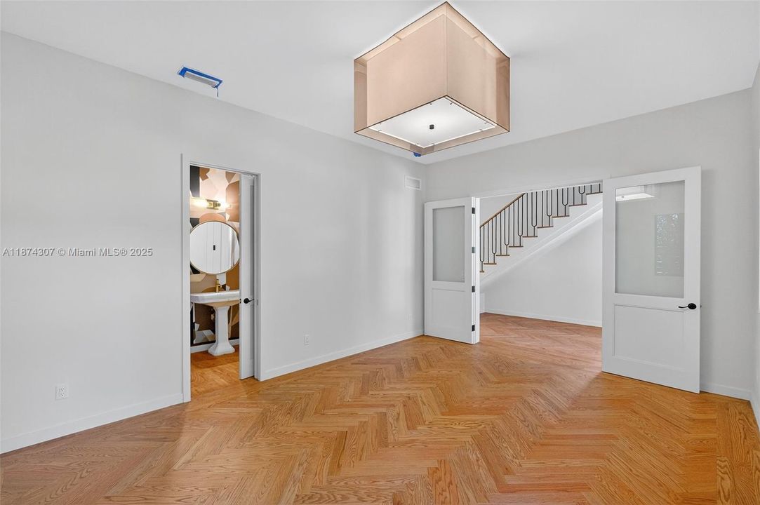 En Venta: $4,900,000 (4 camas, 4 baños, 3988 Pies cuadrados)