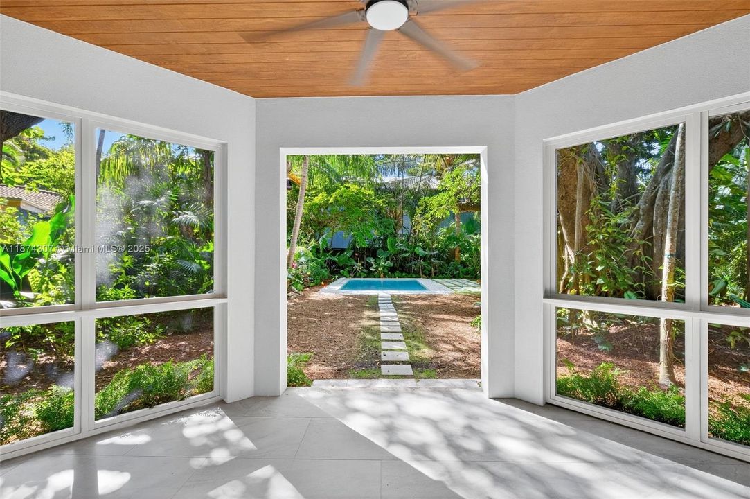 En Venta: $4,900,000 (4 camas, 4 baños, 3988 Pies cuadrados)