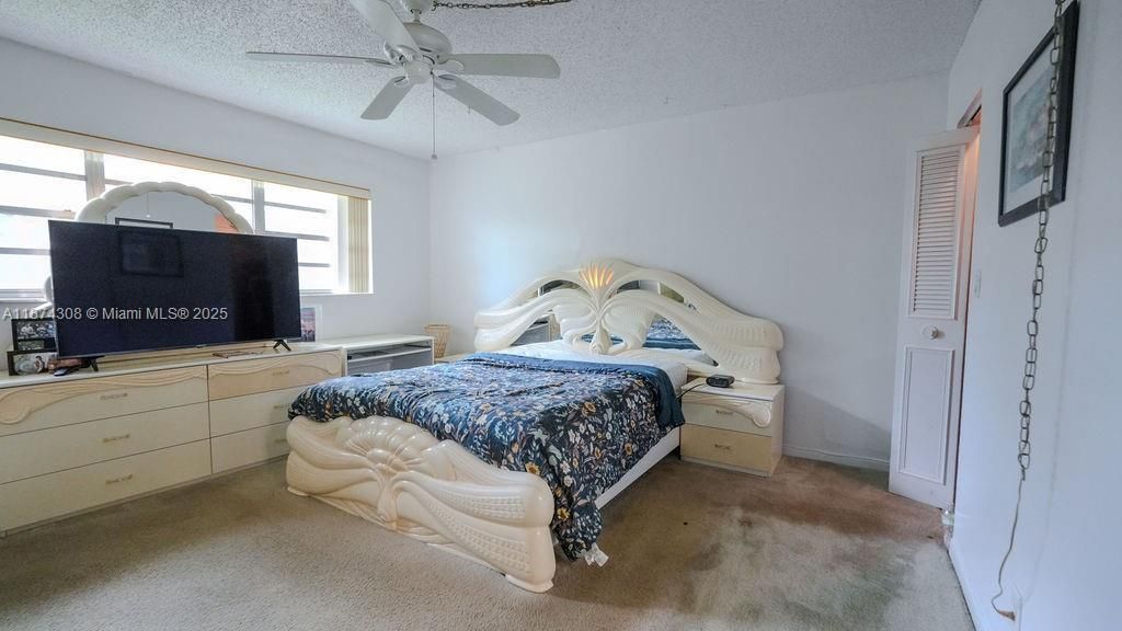 Недавно продано: $100,000 (2 спален, 2 ванн, 960 Квадратных фут)