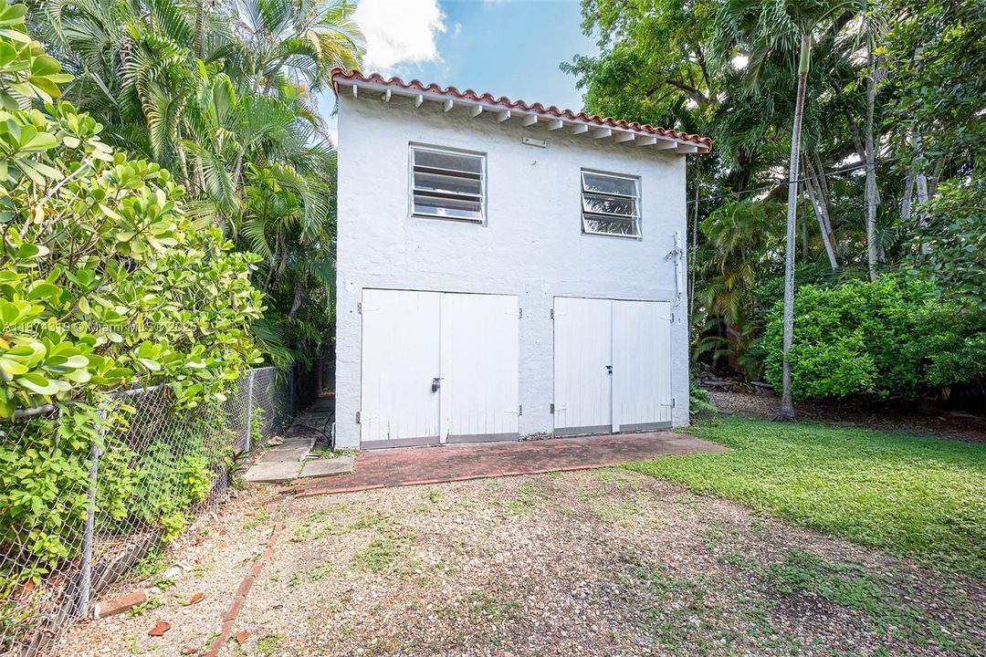 Vendido Recientemente: $1,249,000 (3 camas, 1 baños, 1562 Pies cuadrados)